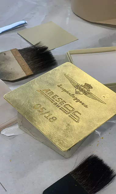 Areserh 95 details gold leaf Vento d'Oro Superleggera